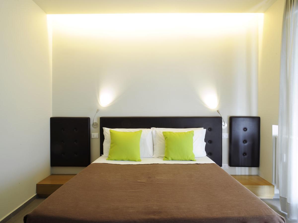 Hotel Concordia Loano Esterno foto