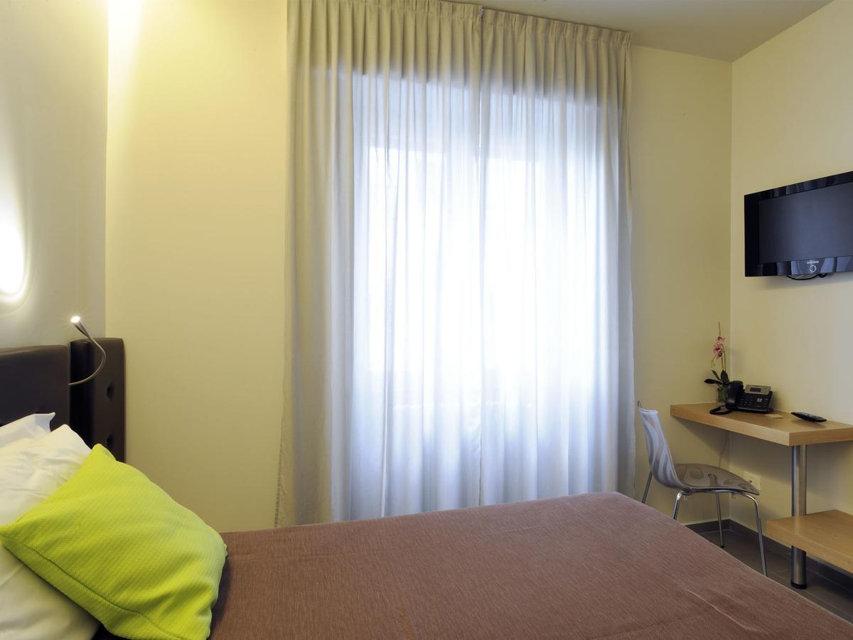 Hotel Concordia Loano Esterno foto