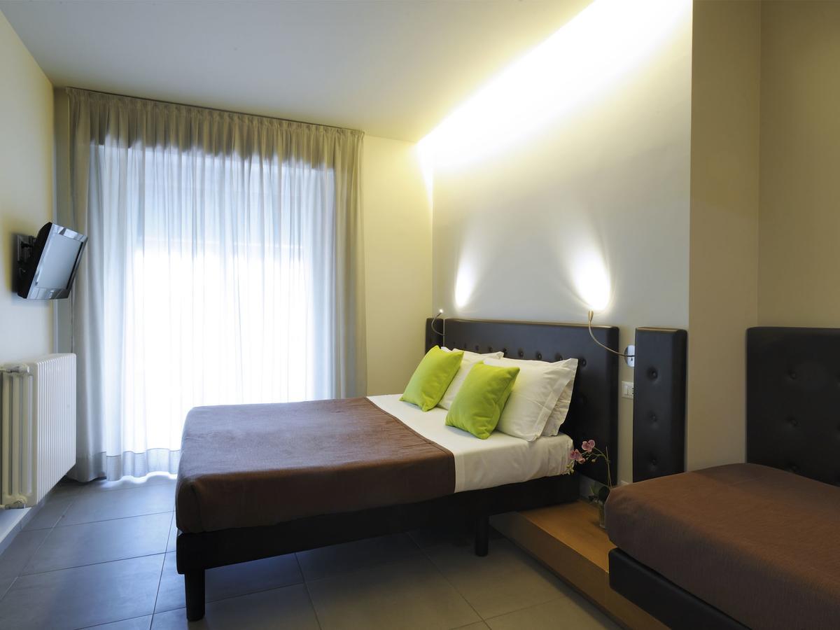 Hotel Concordia Loano Esterno foto