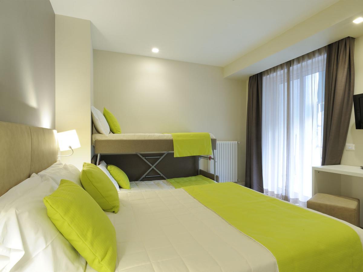 Hotel Concordia Loano Esterno foto